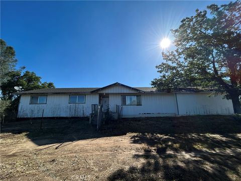 Photo of 32012 Hartley Rd, North Fork, CA 93643 (MLS # SC26089201)