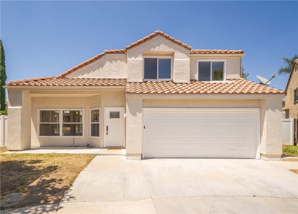 PRICE DROP!!! Welcome to this stunning two-story home located in the highly desirable Sunnymead Ranch community. Situated on a quiet cul-de-sac, this newly remodeled residence offers modern upgrades and thoughtful design throughout. Open entryway filled with natural light. Fresh interior paint, new luxury vinyl plank flooring throughout, and new light fixtures. The spacious family room includes a beautifully remodeled fireplace, perfect for relaxing or entertaining. Open-concept kitchen with brand-new stainless steel appliances, quartz countertops, and plenty of cabinetry.
On the main floor, you’ll find a large bonus room that can easily serve as a fifth bedroom, home office, or flex space to suit your needs.
Upstairs, the home offers four generously sized bedrooms and two fully remodeled bathrooms with contemporary finishes and fixtures.
As part of the Sunnymead Ranch HOA, you’ll enjoy amenities including a sparkling pool and spa, fitness center, clubhouse, lake access, parks, BBQ areas, scenic walking trails, and more!