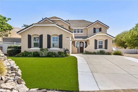 200 Pompano Pl, Norco, CA 92860 - MLS#: IV26077050