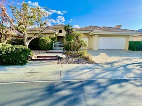 Photo of 78907 Fountain Hills Drive, Palm Desert, CA 92211 (MLS # NDP2503892)