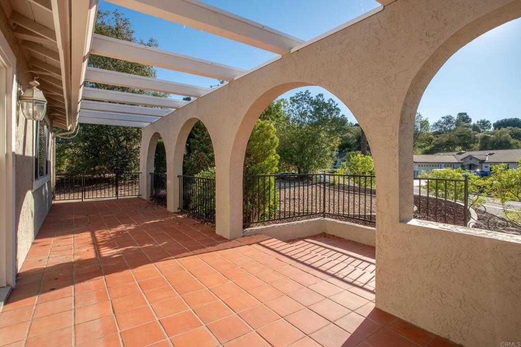 11000 Meadow Glen Way East