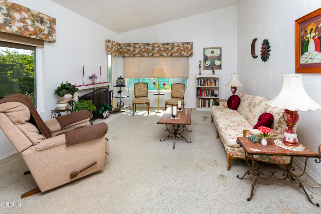 1374 Saddleback Trail