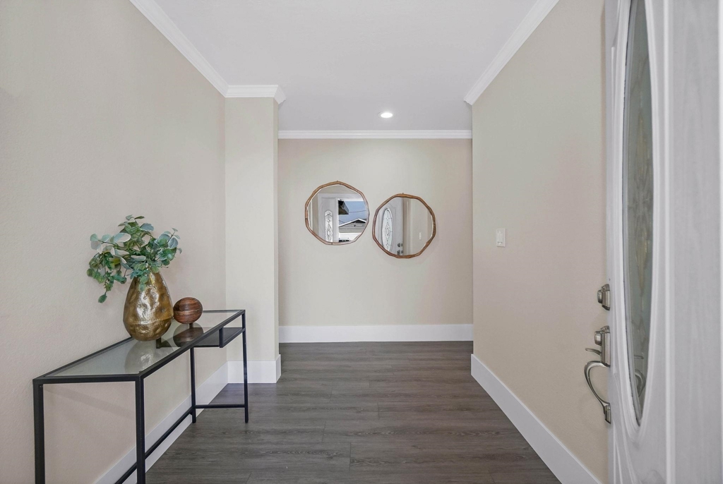 Properties 1 1144 1144 El Dorado Dr