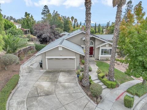 Photo of 45897 Bridgeport Pl, Fremont, CA 94539 (MLS # ML82025074)