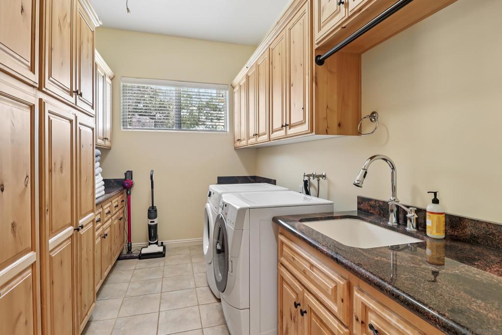Ramona - Residential