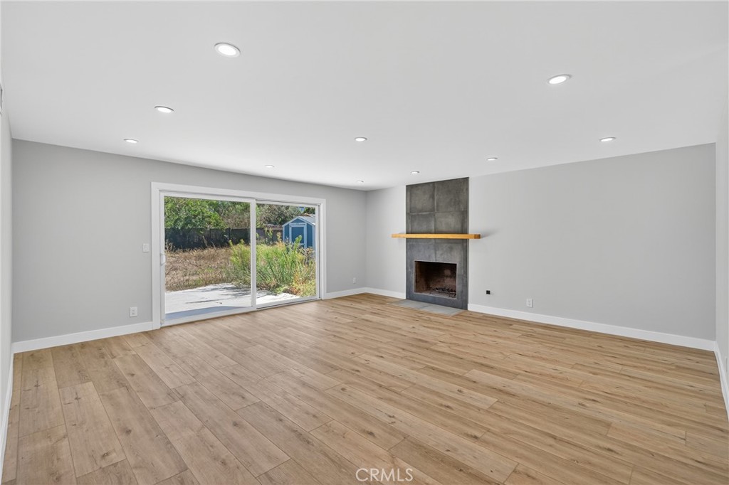 Tom Paul (W) (133) - Residential