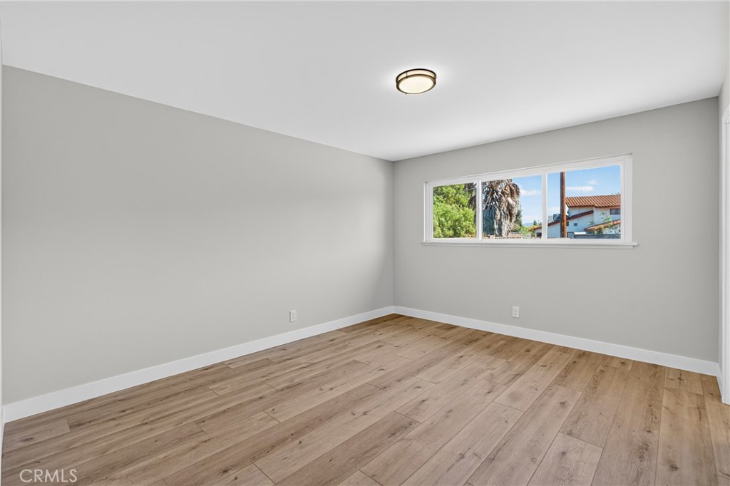 Tom Paul (W) (133) - Residential