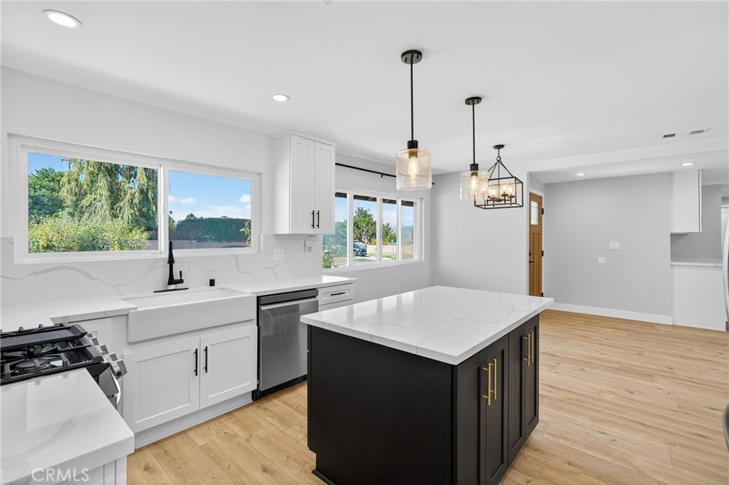 Tom Paul (W) (133) - Residential