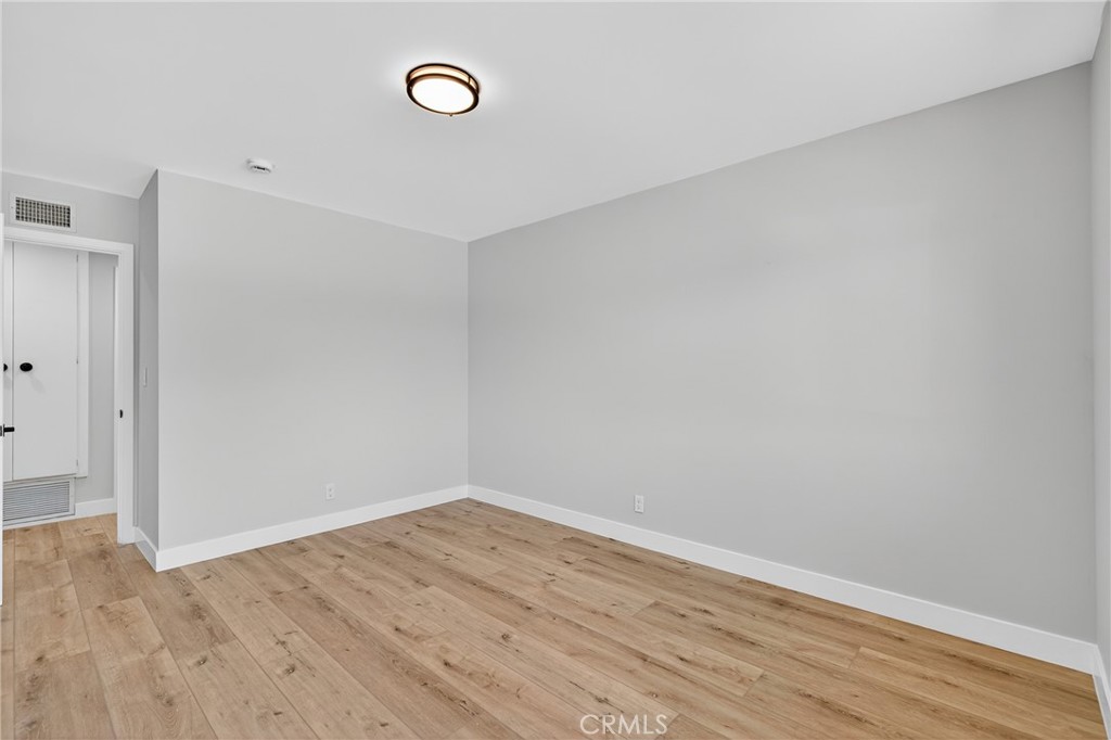 Tom Paul (W) (133) - Residential