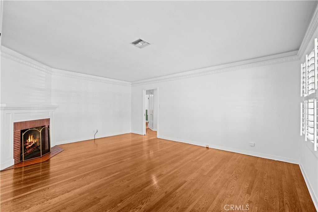424 Tufts