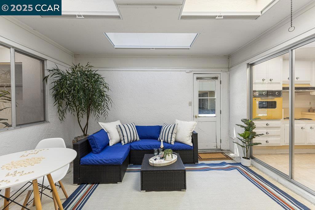 ROSSMOOR - Residential