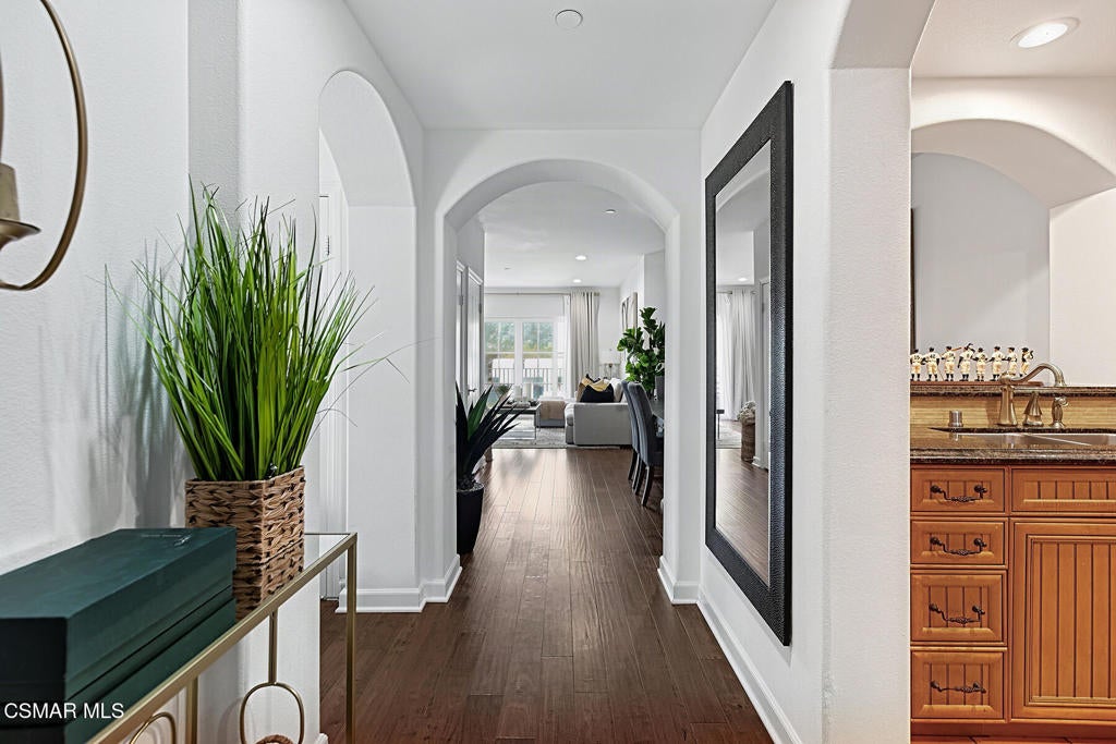 13308 Valleyheart Drive 404