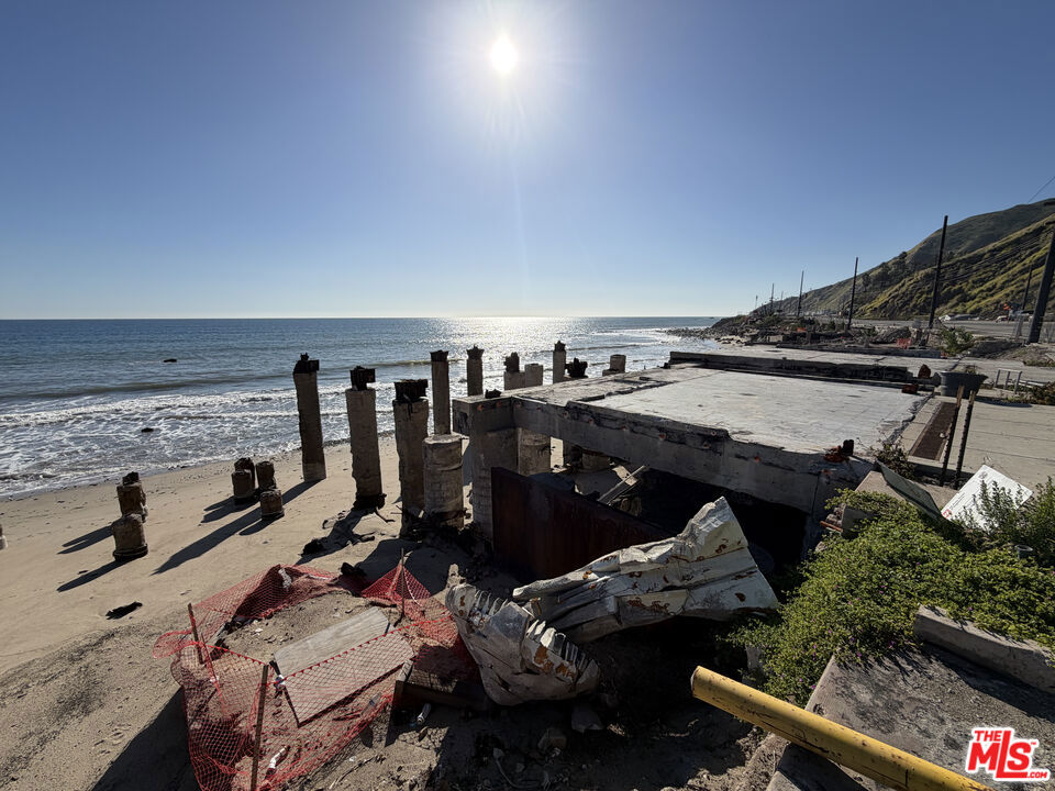 19216 Pacific Coast Highway