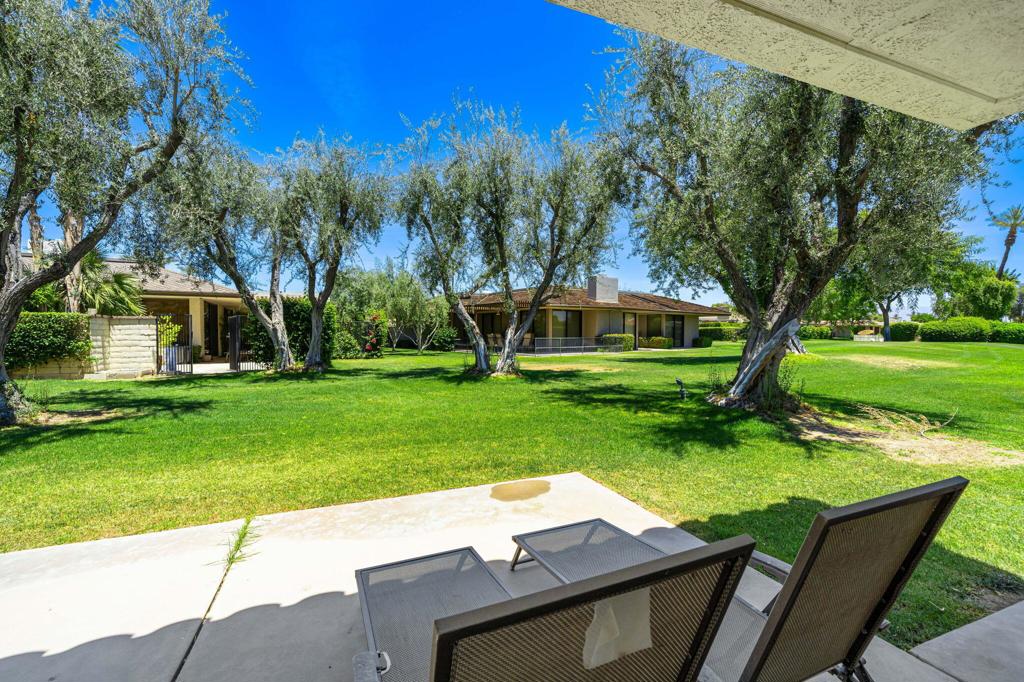 The Springs C.C. - Residential Lease