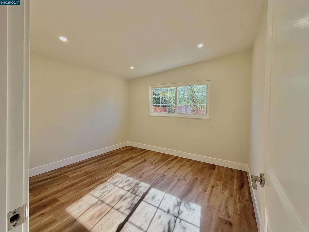 BEVERLY HILLS - Residential