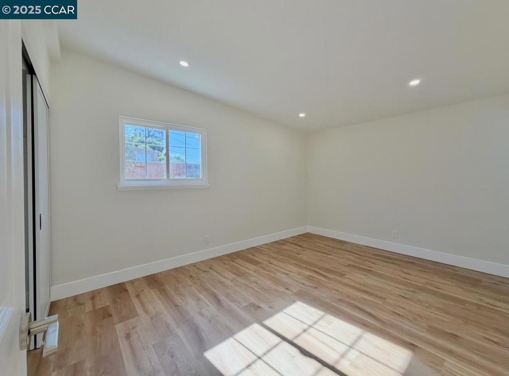 BEVERLY HILLS - Residential