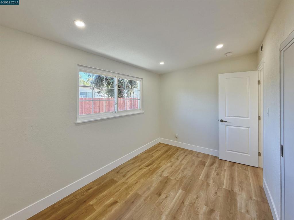 BEVERLY HILLS - Residential