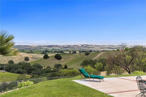 Tiny photo for 4205 High Grove Road RD, Templeton, CA 93465 (MLS # PI26091684)