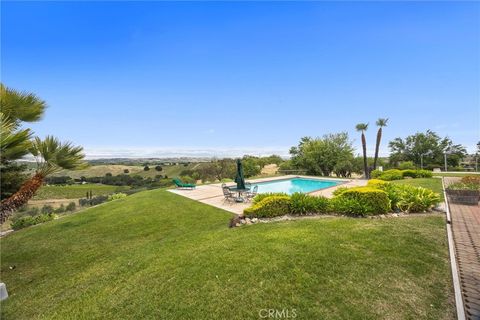 Tiny photo for 4205 High Grove Road RD, Templeton, CA 93465 (MLS # PI26091684)
