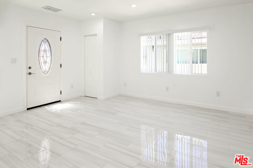 Ramona Tract - Residential Lease