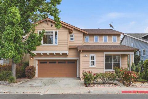 Photo of 909 Baines Street, East Palo Alto, CA 94303 (MLS # ML82049409)