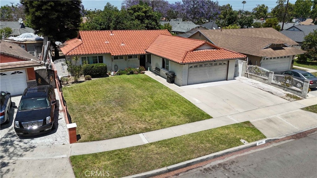 2813 W Brook ST, Santa Ana CA 92704