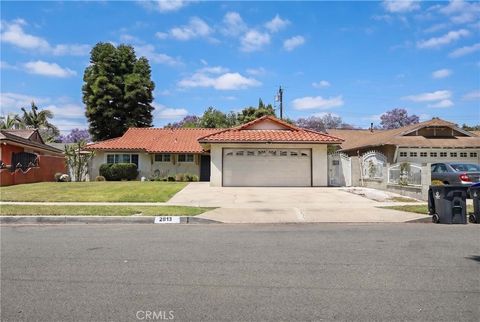 Photo of 2813 W Brook ST, Santa Ana, CA 92704 (MLS # PW26105269)