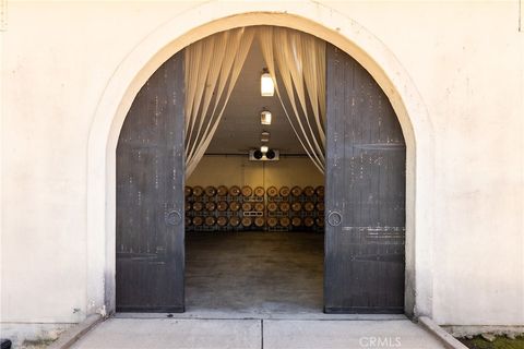 Tiny photo for 2720 Oak View, Templeton, CA 93465 (MLS # NS26079180)