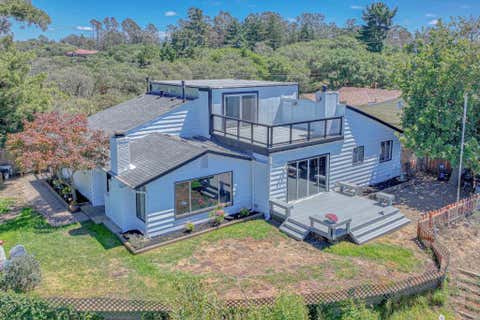 Photo of 16985 Forrest Lane #B, Royal Oaks, CA 95076 (MLS # ML82058106)