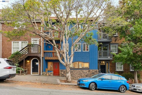 Photo of 943 Clayton St ST, San Francisco, CA 94117 (MLS # 41151999)