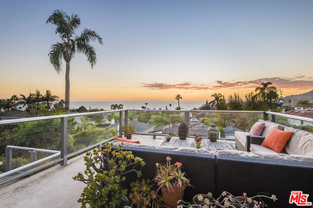 739 Manzanita Drive