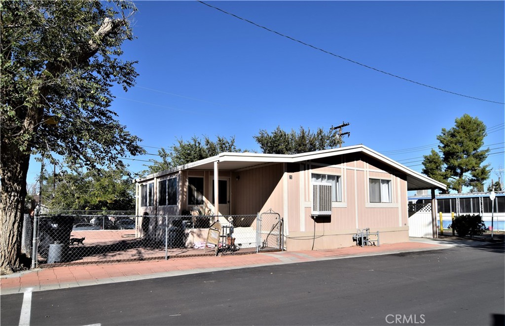 45446 7Th St East 21 21