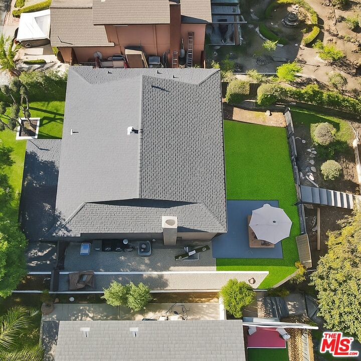 Properties 1 531 Benson Way