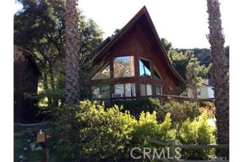 Photo of 29716 Jackson St, Castaic, CA 91384 (MLS # SR26067555)