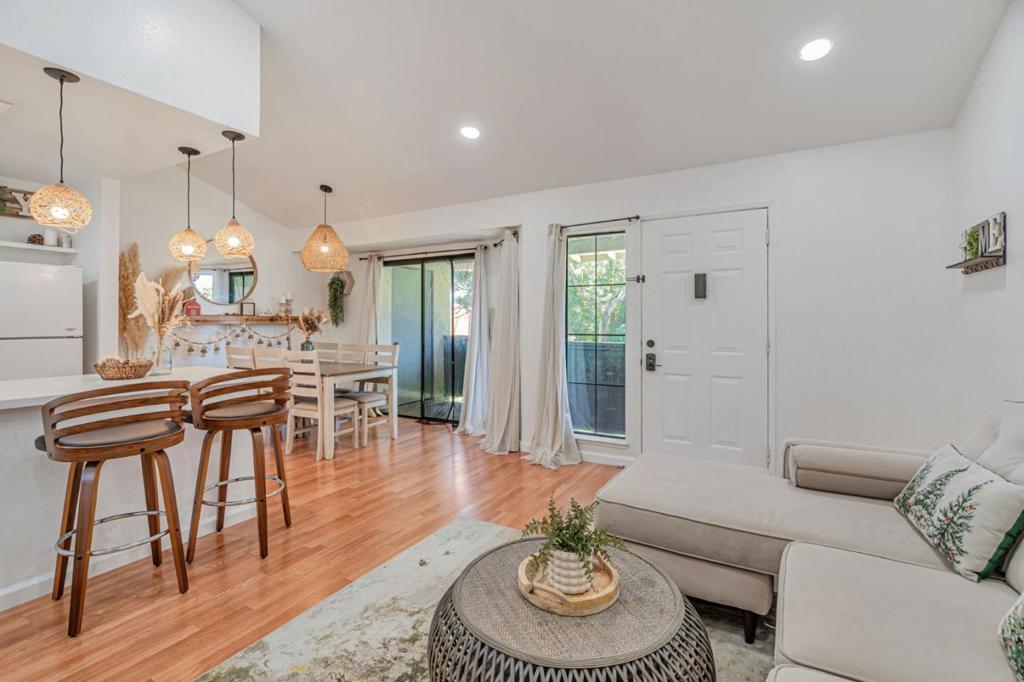 3138 Kenland Drive