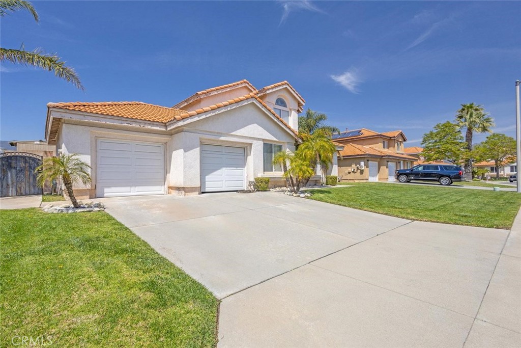 3594 N Verbena