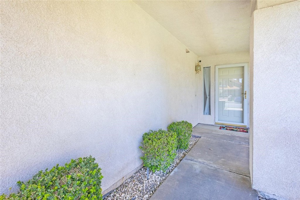3594 N Verbena