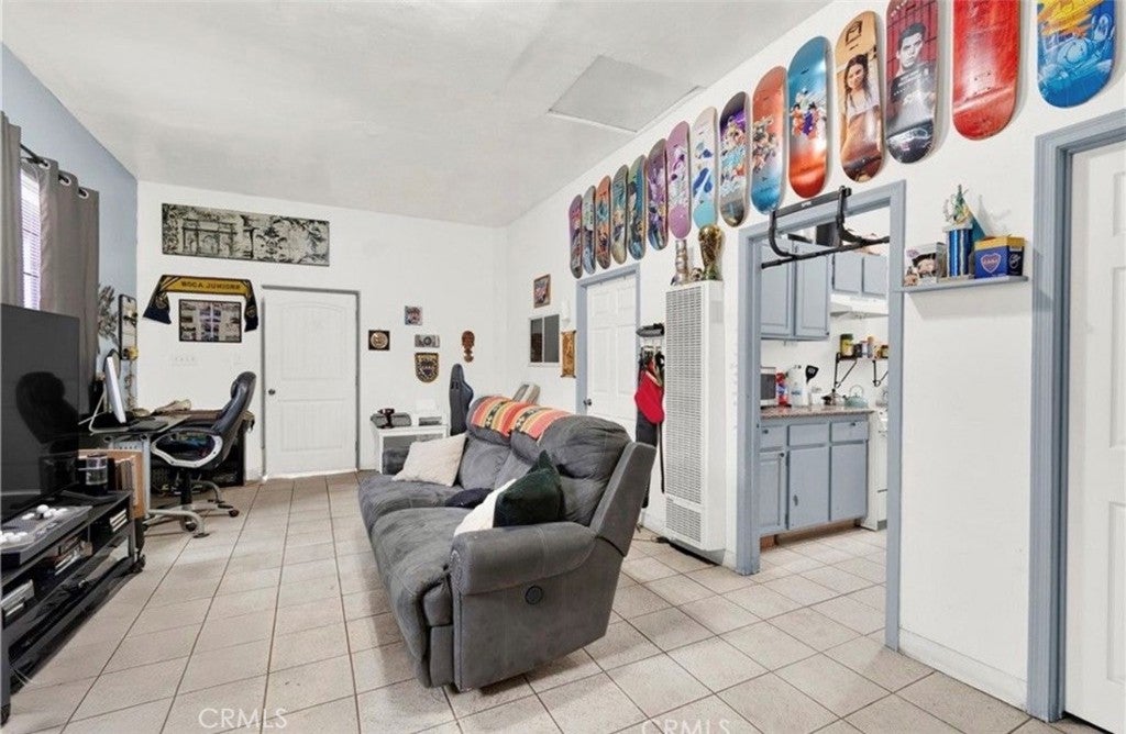 1151 W Mission
