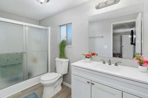 Tiny photo for 530 Devonshire Avenue, Hemet, CA 92543 (MLS # NDP2607281)