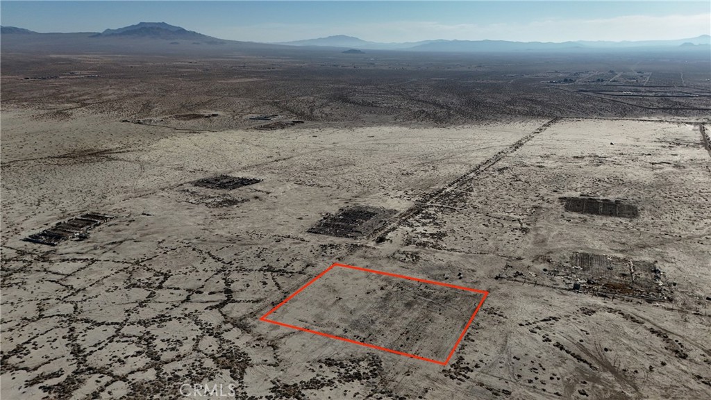 This 2.5 acre property in Lucerne Valley offers a chance to escape to a peaceful, off-grid lifestyle. With no utility access, it's the perfect spot for someone looking to build a self-sustained retreat. Compared to nearby areas like Victorville and Apple Valley, Lucerne Valley provides larger lots at more affordable prices, making it a great option for first-time buyers or those seeking some space and privacy. Enjoy the quiet, rural life away from the hustle and bustle of the city. Drive by today and see if this is the place for you!
This property does not have an address assigned. "738 Lincoln Rd (NEAR)" is for listing purposes only.
APN# 0452-102-27-0000
Coordinates: 34.510889 / -116.901323