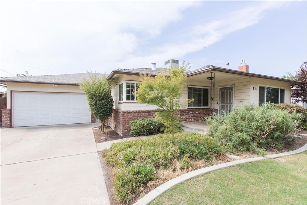 3522 E Redlands