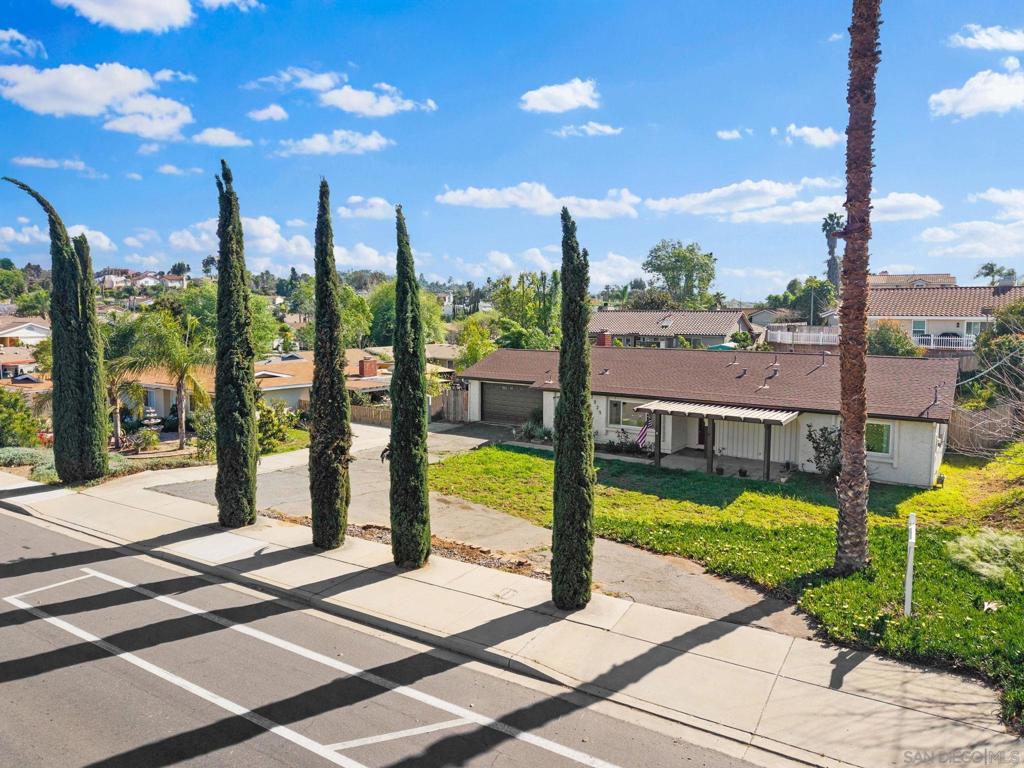 2025 W El Norte Pkwy
