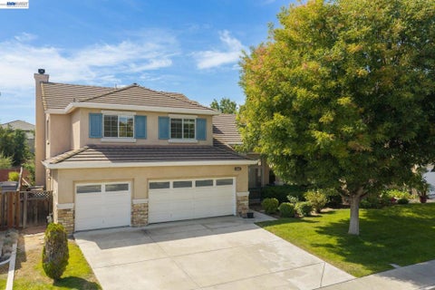 Photo of 2016 Asilomar Dr DR, Antioch, CA 94509 (MLS # 41149219)