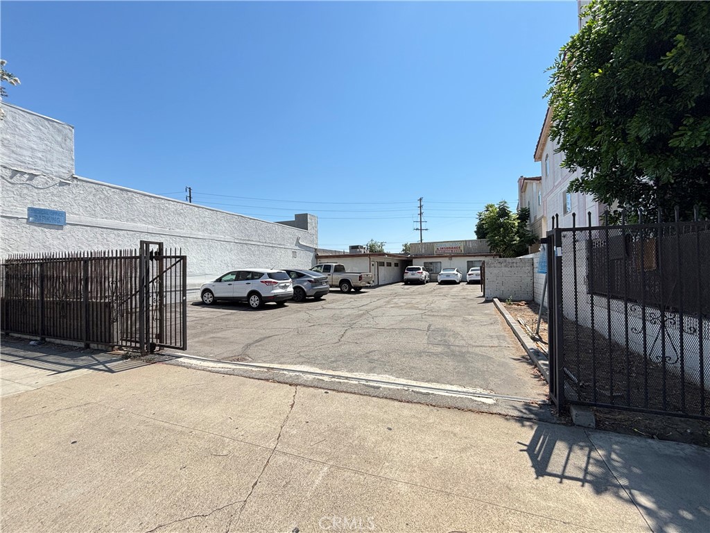 12013 Rosecrans Avenue