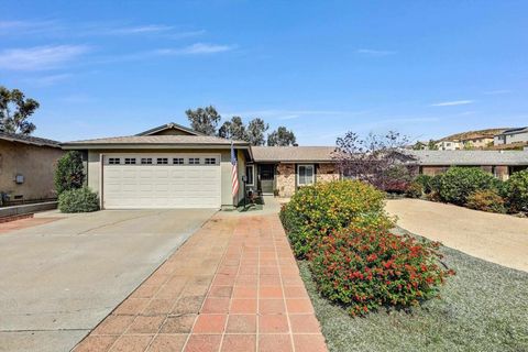 9532 Medina Santee CA 92071