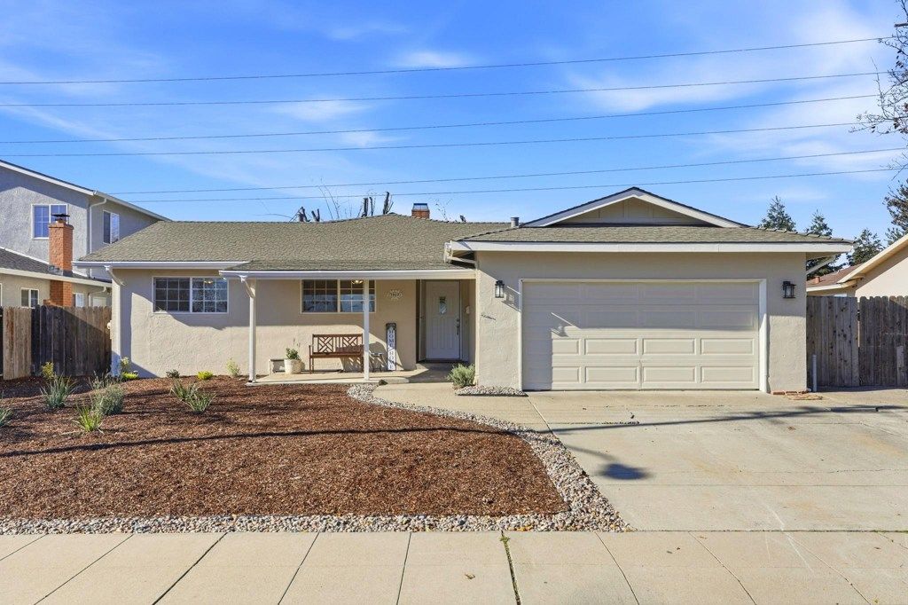 Photo of 2060 Broadmoor St St, Livermore, CA 94551 (MLS # 41121104)
