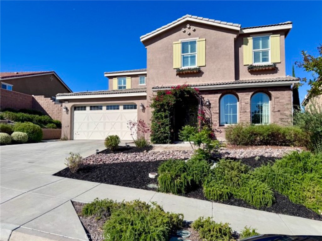 45725 Middle Gate Court
