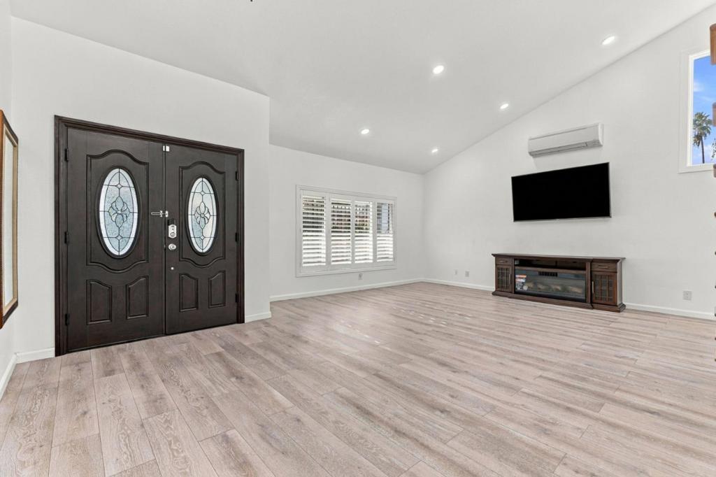 1353 Thistlewood Court