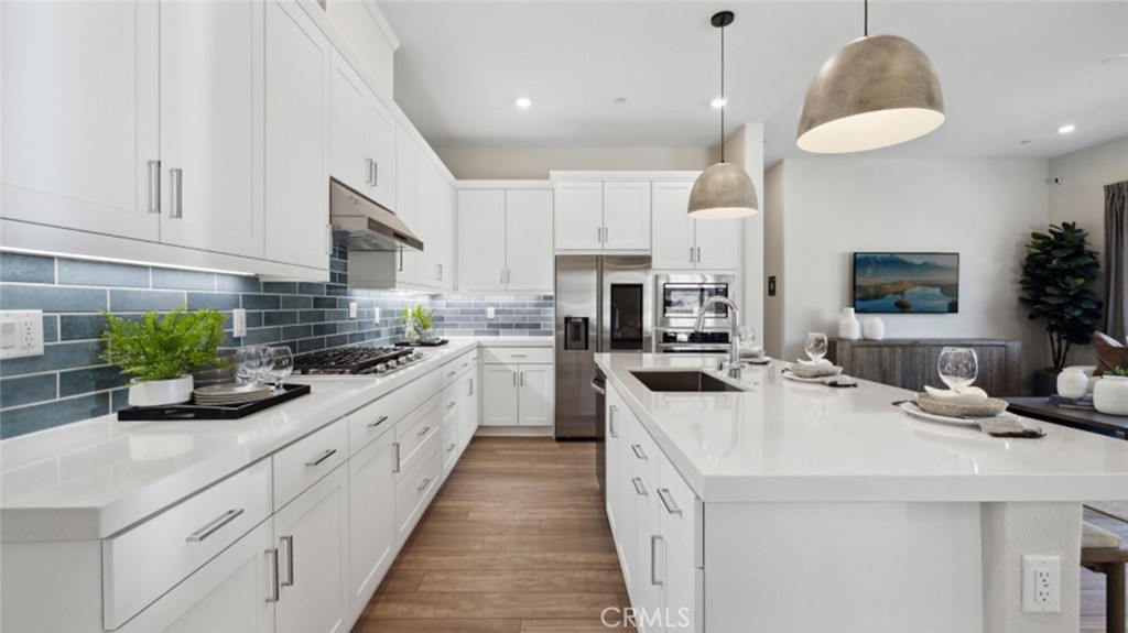 24504 Via El Balneario