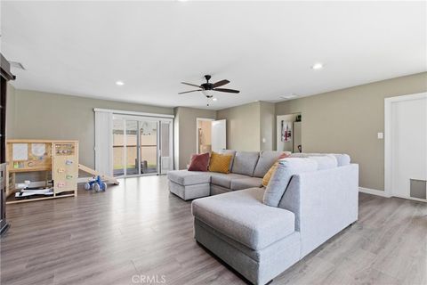 Photo of 3403 Roxanne Ave, Long Beach, CA 90808 (MLS # OC26135762)